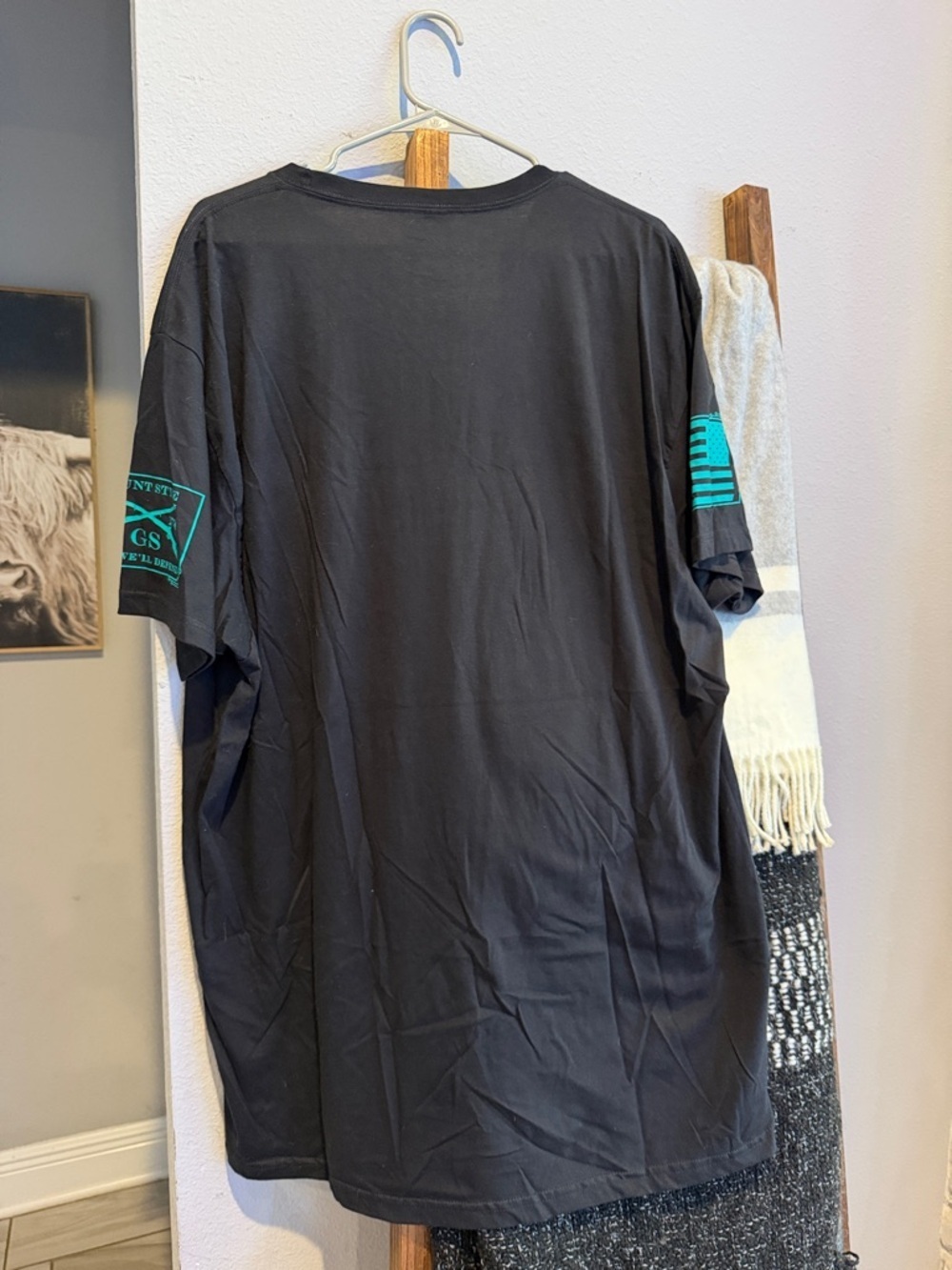 Grunt Style Men's Black Graphic Tee with Teal Circuit Skull - Picture 3 of 3
